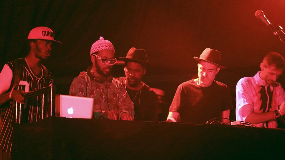 Bildrechte: WDR/Rühl Africa Express beim Roskilde Festival 2015