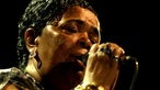  Cesaria Évora singt