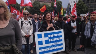 Frau Demo für Griechenland Berlin 2015