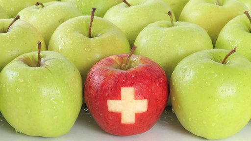 Äpfel mit Kruez