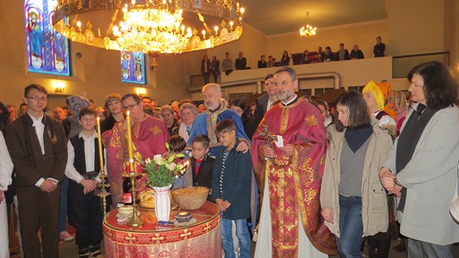 Sveštenik Jovanović u srpskoj pravoslavnoj crkvi u Hamburgu