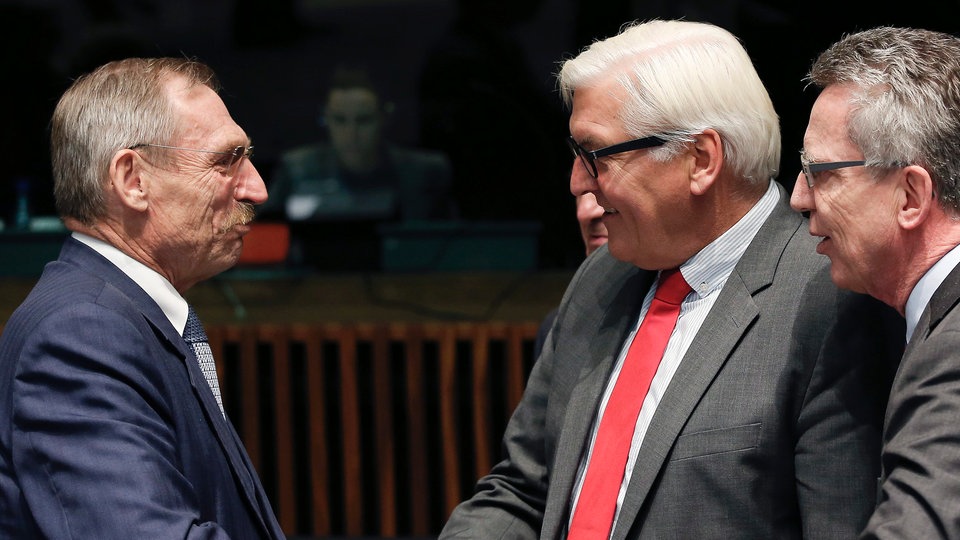 Steinmeier, de Maiziere, Pinter