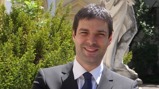 Marko Kmezić