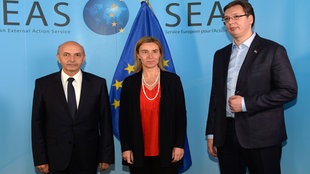 Premijeri Aleksandar Vučić i Isa Mustafa sa visokom predstavnicom EU Federikom Mogerini