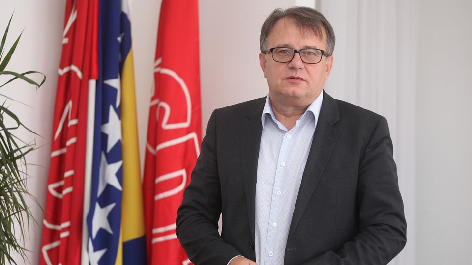 Nermin Nikšić