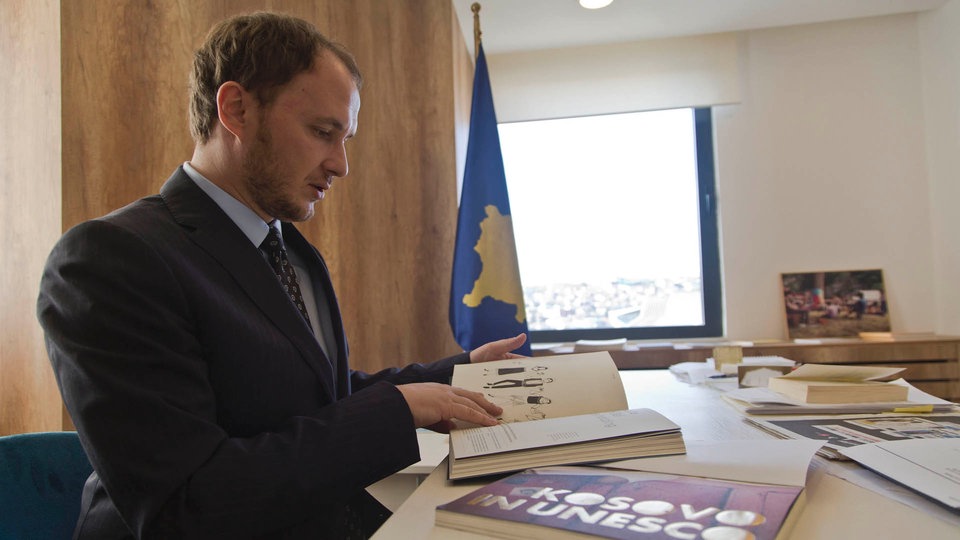 Zamenik ministra inostranih poslova Kosova Petrit Selimi: „Korak nazad, ali ćemo se vratiti…“