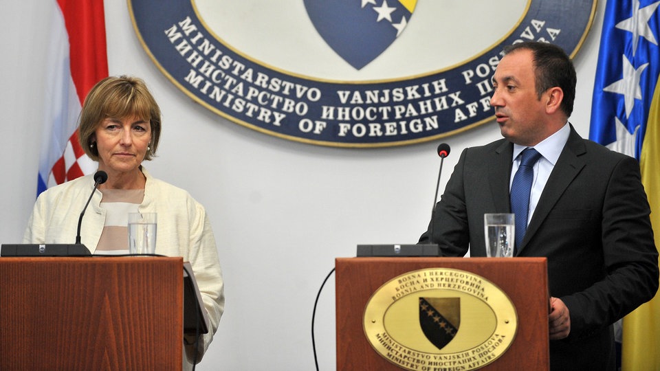 Ministri spoljnih poslova Hrvatske i Bosne i Hercegovine Vesna Pusić i Igor Crnadak