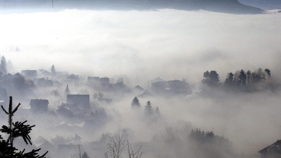 Sarajevo u magli i smogu