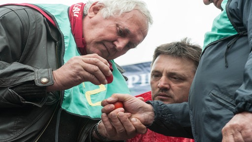 Svetski šampionat u tucanju uskršnjim jajima 