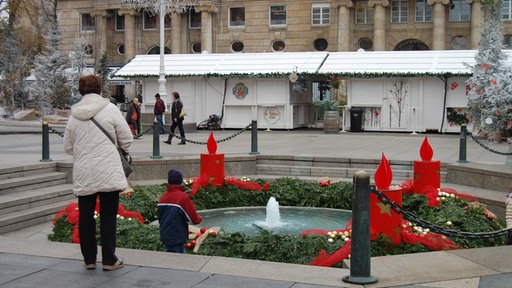 Zagreb - adventske svijeće na Trgu bana Jelačića