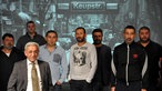 Friseur-Brüder und Bewohner der Keupstraße stehen zusammen