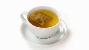 Tasse Tee mit Teebeutel